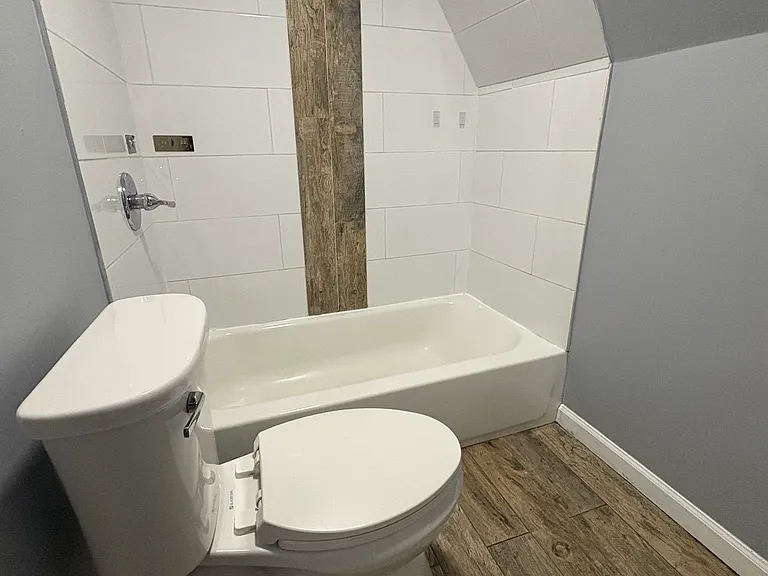 59 Tillinghast St #3R — Photo 2