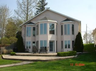 1618 Bessmore Park Rd, Rochester, IN 46975