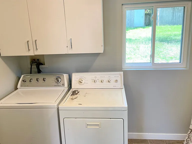 11721 Roosevelt Way NE — Photo 17