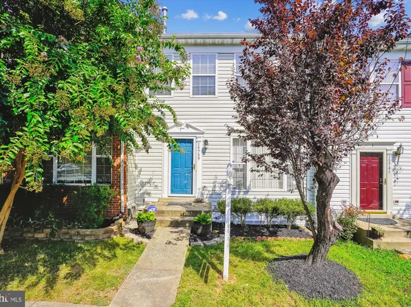 15739 London Pl, Dumfries, VA 22025