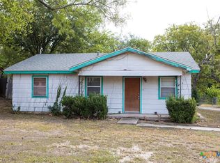 1005 Campbell St, Lampasas, TX 76550