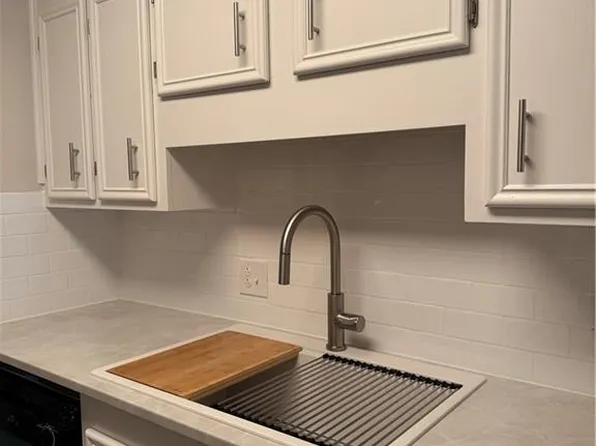 301 Windsor Manor Way Unit B, Kernersville, NC 27284