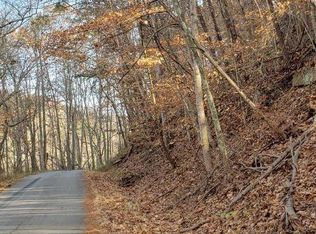 820 Leslie Rd, Rush, KY 41168