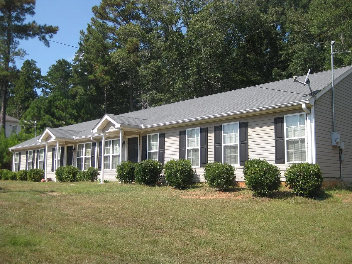 Building Photo - 122 Thornton Rd #A