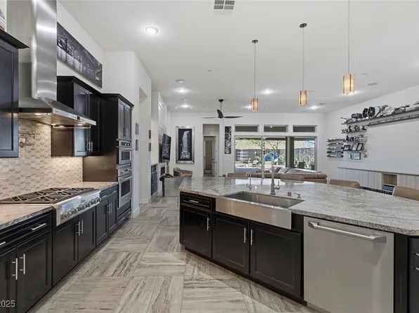 1211 Lake Heights Ct, Henderson, NV 89002