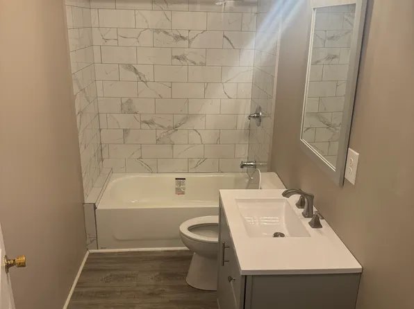 1212 Fulton St #1, Fort Wayne, IN 46802