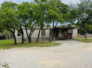 105 Oak Ln, Dripping Springs, TX 78620