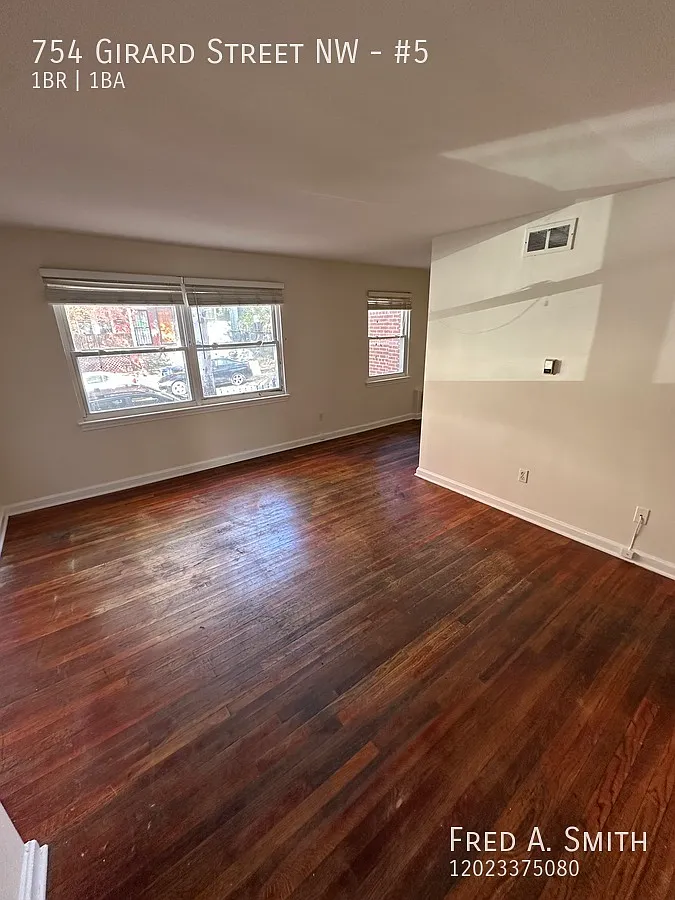Building Photo - 754 Girard St NW #5