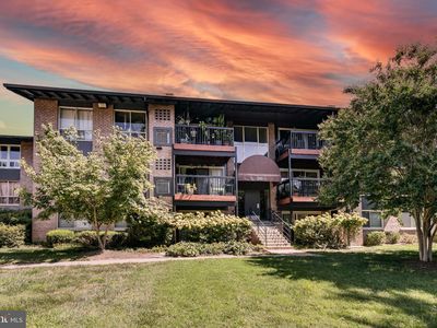 210 Park Terrace Ct SE APT 62, Vienna, VA, 22180