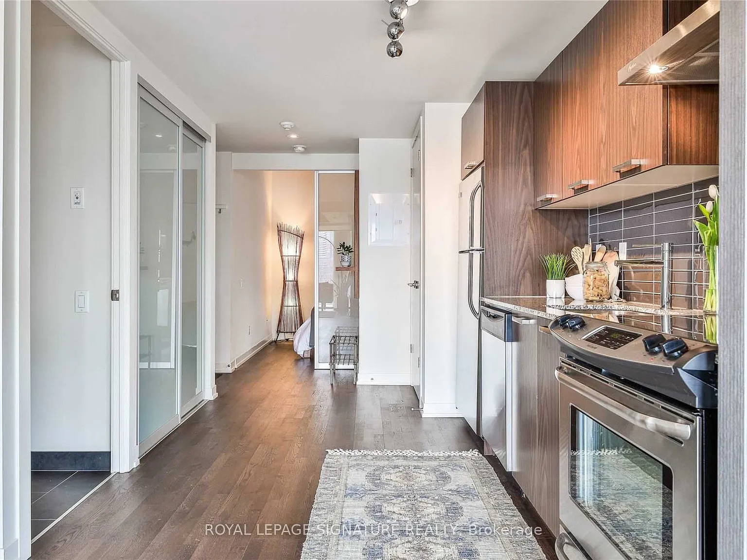 1 bed, $2,550 — Photo 4