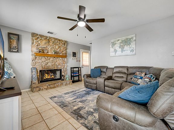 4th image of 4479 Sunrise Dr