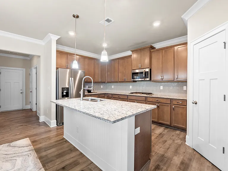 7435 Red Poppy Dr — Photo 11