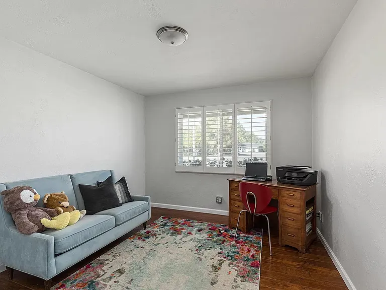 3326 N 63rd Pl — Photo 15