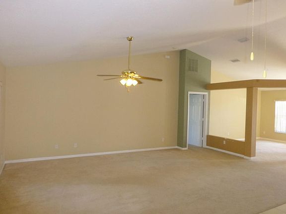 5th image of 245 SW Starfish Avenue