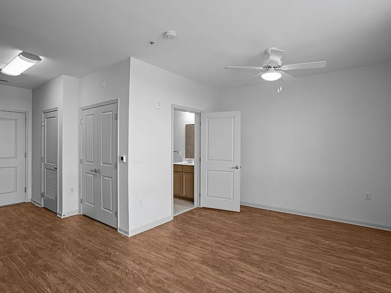 Gilliam Place — Photo 3