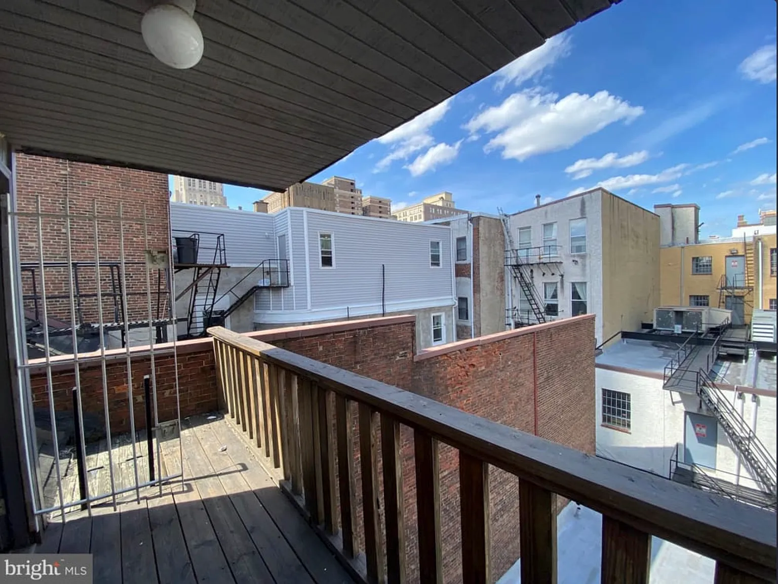 1 bed, 850 sqft, $2,195 — Photo 3