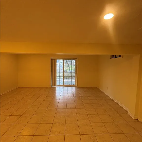 215 Locksley Rd — Photo 24