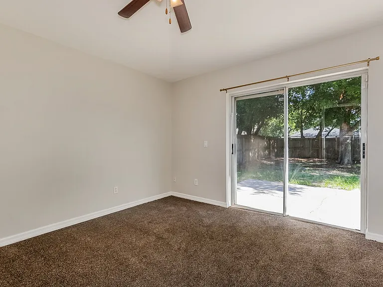 1022 Harvest Moon Dr — Photo 12