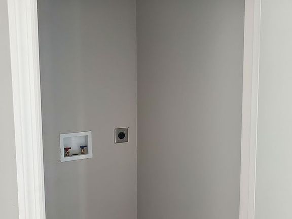 5th image of 149 Circle Dr