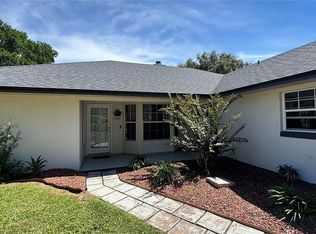 17430 Hillside Dr, Montverde, FL 34756
