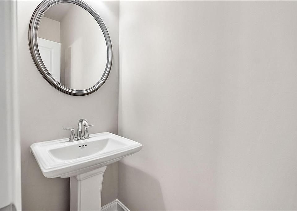 4840 Lula St Lilburn, GA Zillow