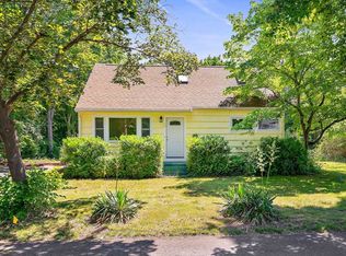 70 Hamilton Rd, Wrentham, MA 02093