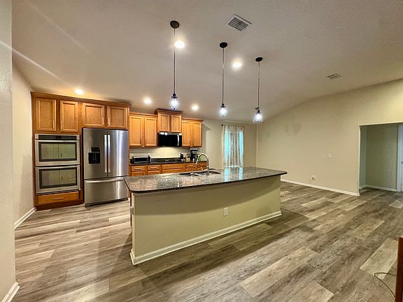 3rd image of 65058 River Glen Pkwy
