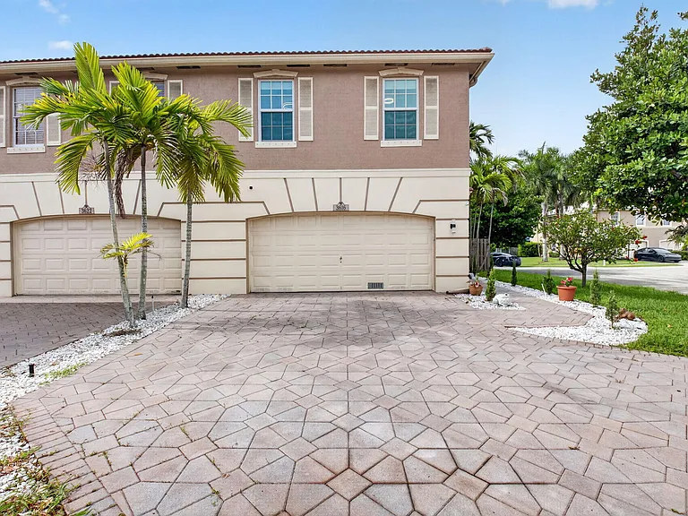 3616 Asperwood Cir — Photo 27