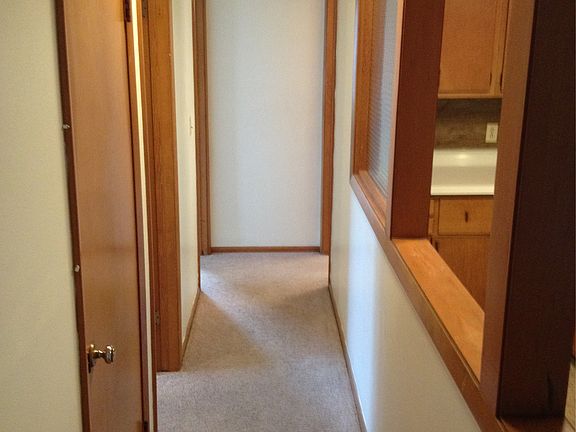 3rd image of 1408 Blackhawk Blvd APT 18