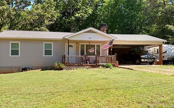 2nd image of 126 Eaves Ln