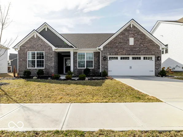 3865 Kensington Dr, Danville, IN 46122