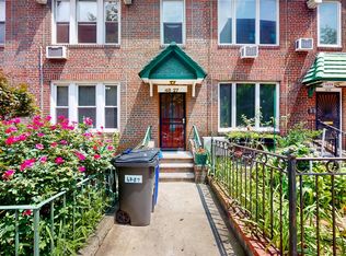 4827 40th St, Sunnyside, NY 11104