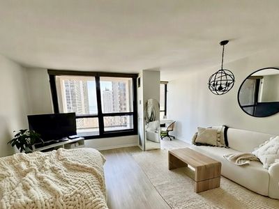 1030 N State St APT 6F, Chicago, IL, 60610