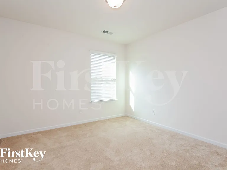 104 Rockhopper Ln — Photo 11