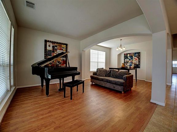 5th image of 2706 Youpon Glen Way