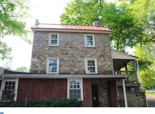 16 S Tamenend Ave, New Britain, PA