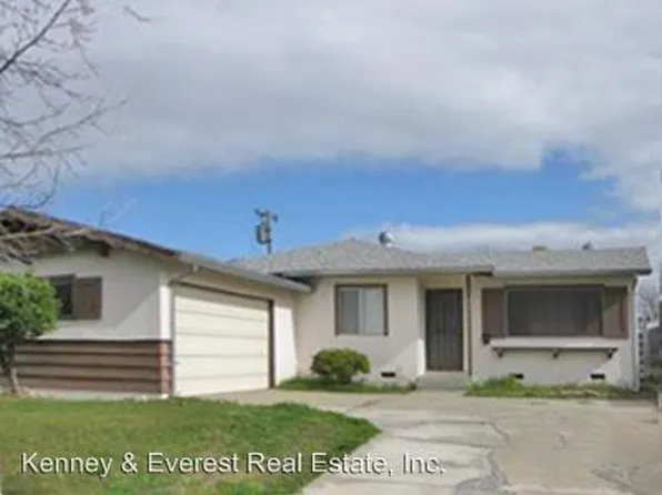 7645 Walsh Way, Sacramento, CA 95832