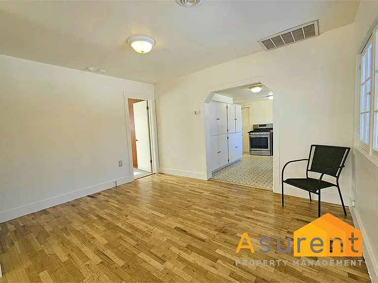 459 Willow St — Photo 5