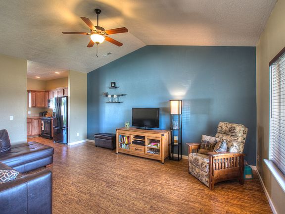 5th image of 2399 E Knapp Dr