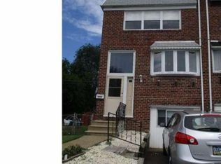 12126 Sweet Briar Rd, Philadelphia, PA 19154