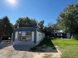 8 Albees #3, Lewellen, NE 69147