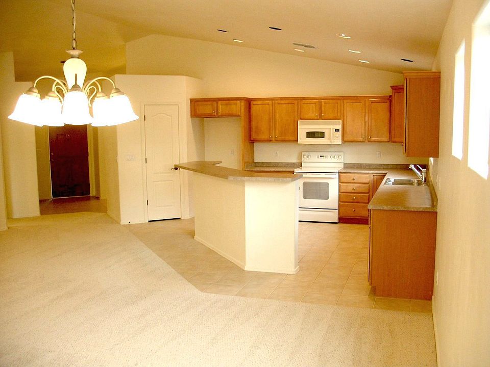 2nd image of 2441 W Prichett Pl