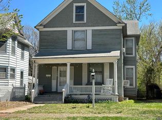 128 SW Clay St, Topeka, KS 66606