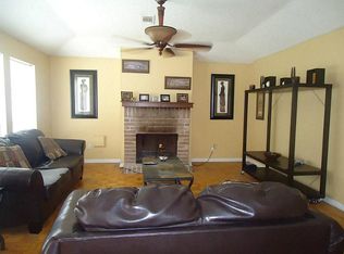 8506 Fawn Terrace Dr, Houston, TX 77071