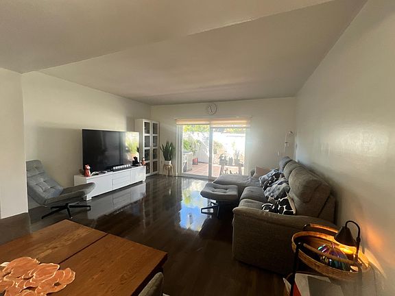 5th image of 421 NW 109th Ave APT 3B