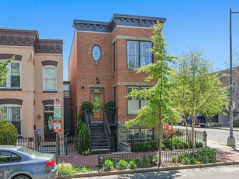1223 5th St NW #1B — Photo 8