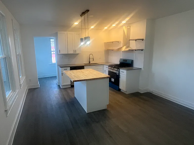 19 Carlisle Ave #2 — Photo 6