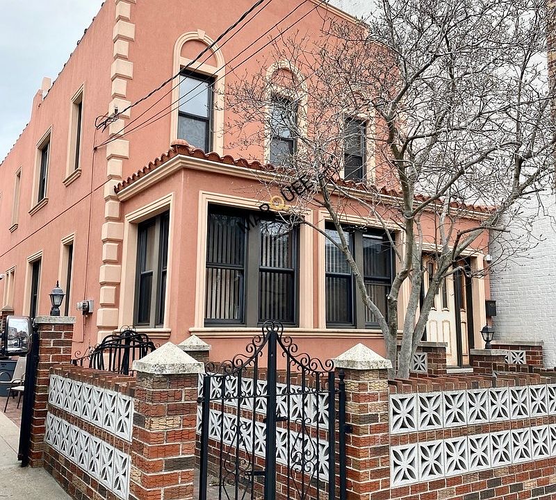 1st image of 25-30 42nd St #2