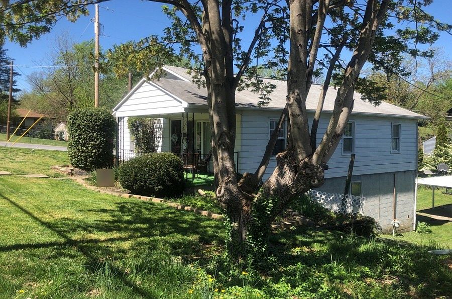 1032 Knob Creek Rd, Johnson City, TN 37604 Zillow