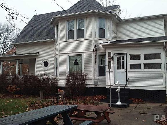 2nd image of 106 N Burson St